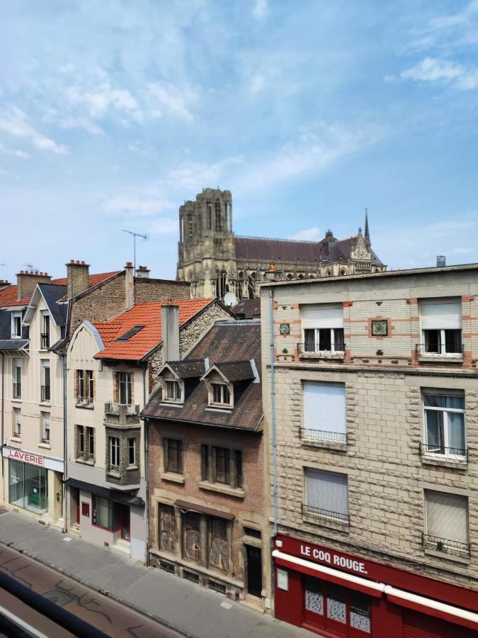 Chez Apolline - Vue Cathedrale - Hyper Centre Ville Reims Exterior foto